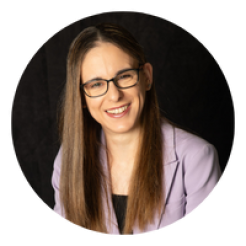 Photo of Steph Travers